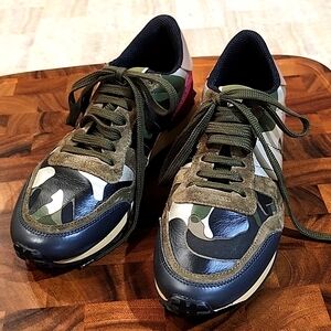 Valentino Garavani Camoflage Rockstud Sneakers EU 38 NWOB